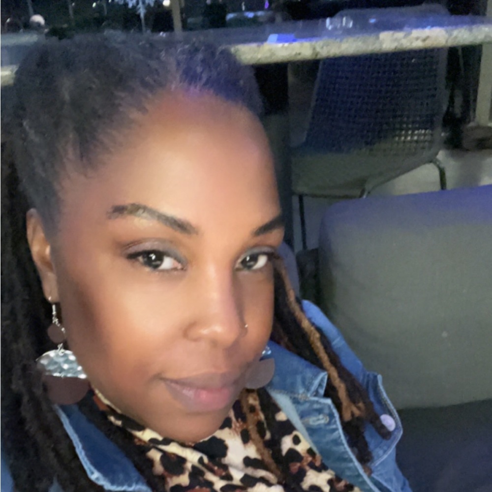 Meet your Posher, Chiqueda